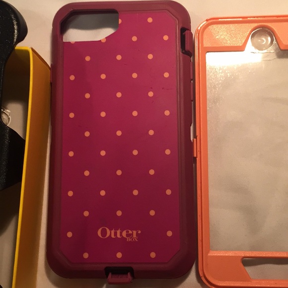 iPhone case bundle - Picture 3 of 7